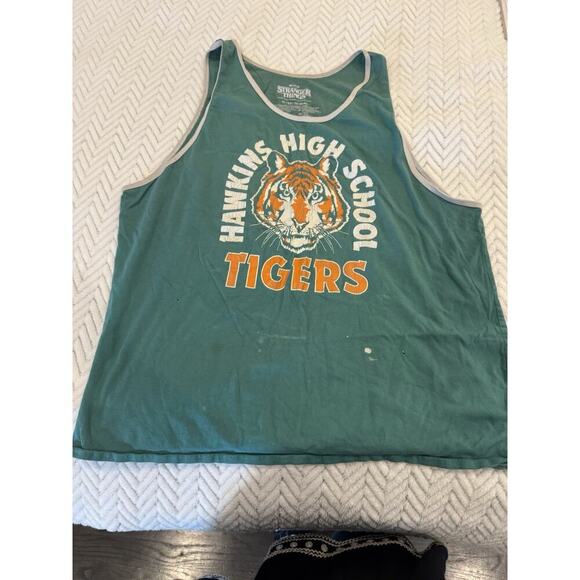 Stranger Things Hawkins High School Tank Top Mens Size XL Green Tiger Logo - Picture 1 of 6
